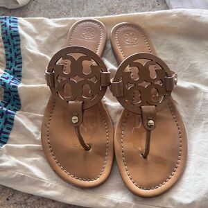 TORY BURCH // patent leather miller sandal